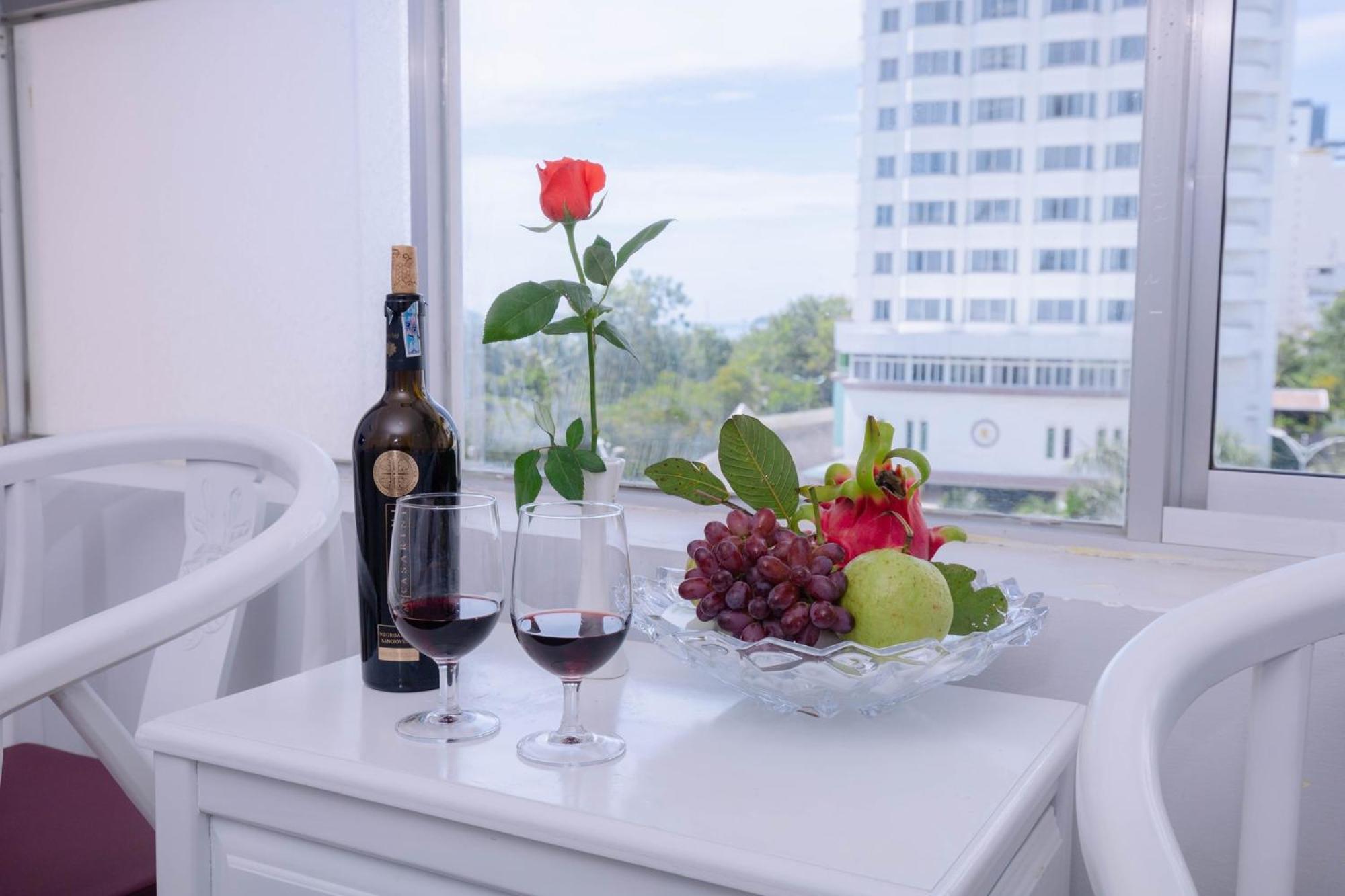 Cct Luxury Hotel Nha Trang Buitenkant foto