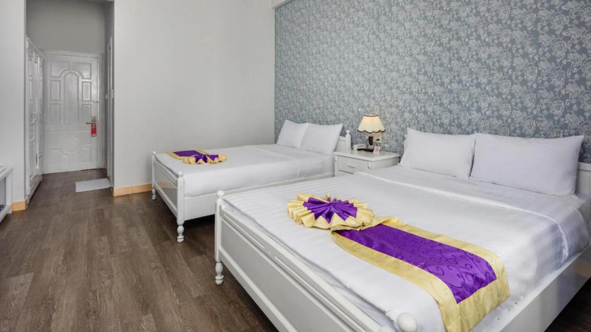 Cct Luxury Hotel Nha Trang Buitenkant foto