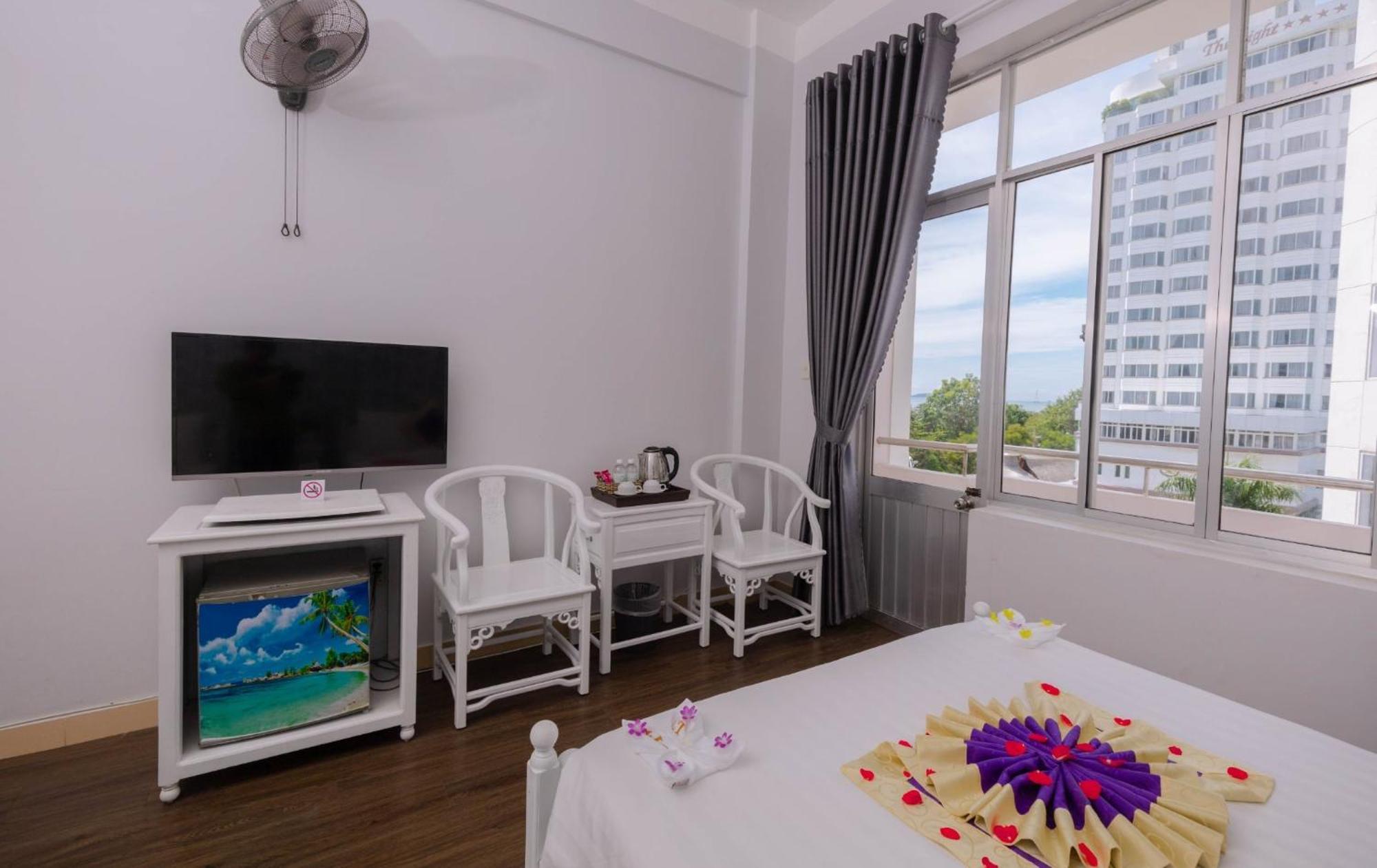 Cct Luxury Hotel Nha Trang Buitenkant foto