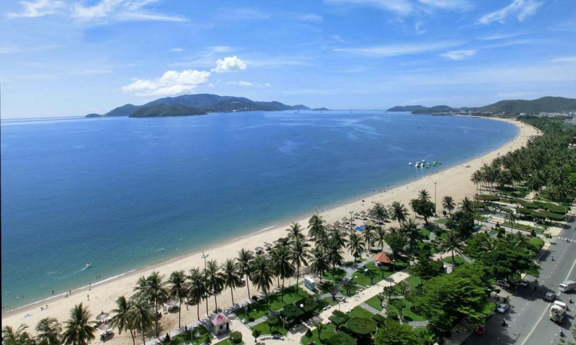 Cct Luxury Hotel Nha Trang Buitenkant foto
